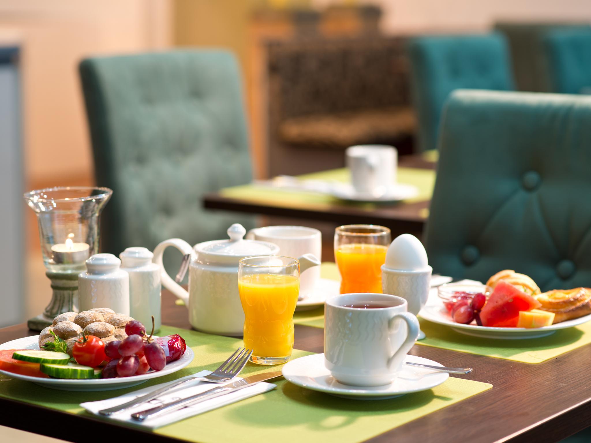 Achat Hotel Hockenheim Εστιατόριο φωτογραφία
