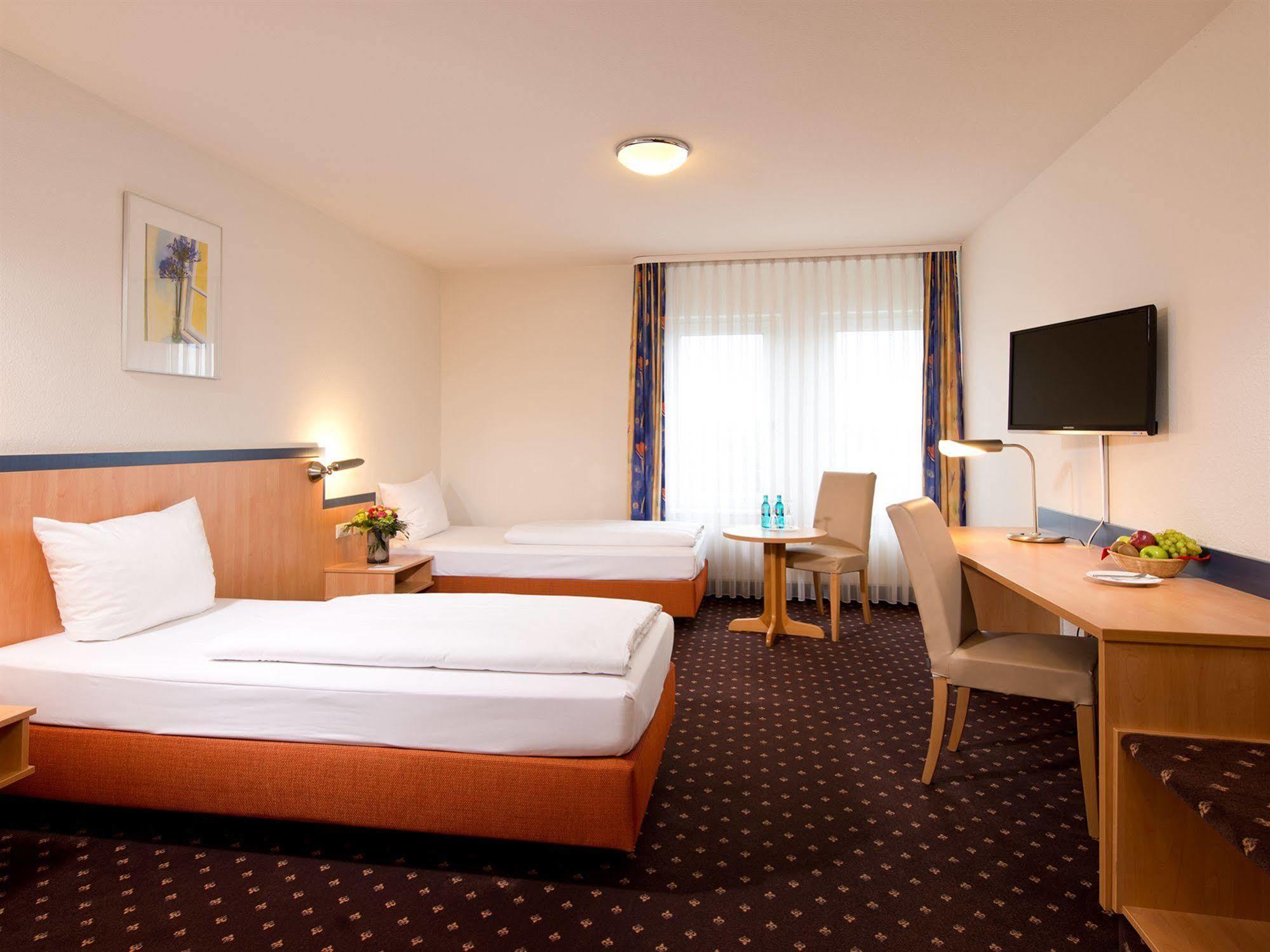 Achat Hotel Hockenheim Εξωτερικό φωτογραφία
